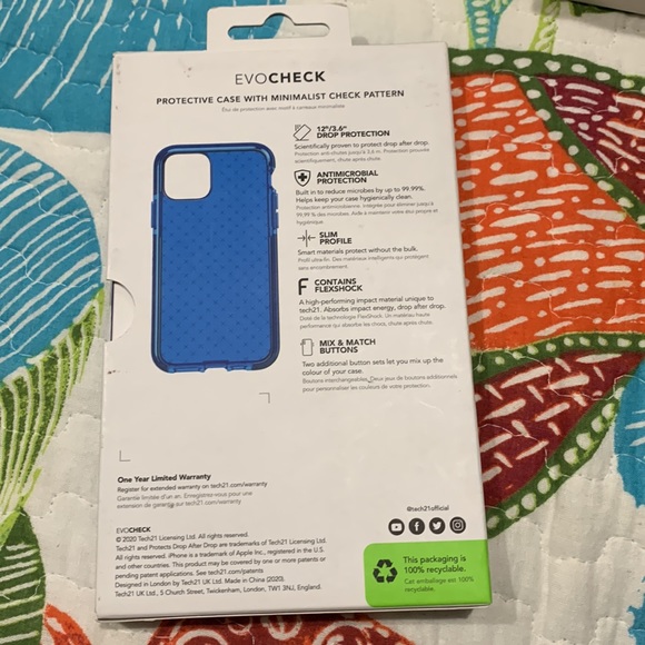 Tech 21 evocheck iPhone 11 Pro Case - Picture 9 of 10